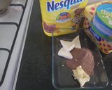 A picture of step 4 of Vitamin chocolate sauce.