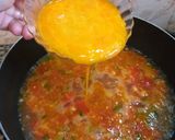 Foto langkah ke 3 dari resep Sup Telur Tomat.