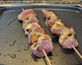 Foto del paso 9 de la receta: Brochetas de solomillo de cerdo y champiñones