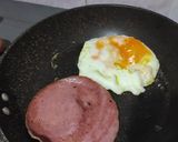 Foto langkah ke 2 dari resep Homemade Creation Burger.