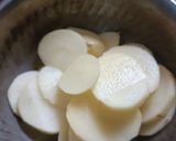 A picture of step 1 of Aloo ke pakode.