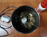 A picture of step 1 of Arabic masala.