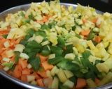 A picture of step 1 of Mixed vegetable sandwich.