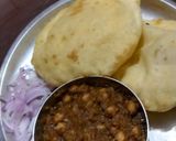 A picture of step 5 of Bhature.