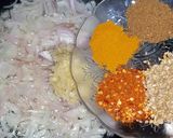 A picture of step 5 of Tawa daal.