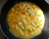 Foto del paso 5 de la receta: Tortilla de patata y calabacín