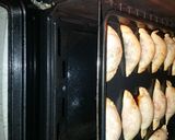 Foto del paso 4 de la receta: Empanadas de queso y cebolla