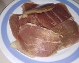 Foto del paso 1 de la receta: Milanesas de peceto libre de gluten