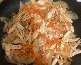 Foto del paso 1 de la receta: Rollitos semi-crujientes de pollo con verduras