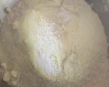 A picture of step 1 of Paneer tikka cheese burst naanza.