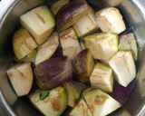ઊંધિયું (Undhiyu Recipe In Gujarati) રેસીપી સ્ટેપ3ફોટો