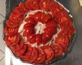 Une image de l'étape 4 de Salade de tomates à l oignon doux d Italie,herbes aromatiques et parmesan.