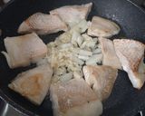 Foto langkah ke 2 dari resep One Pan Kakap Merah Bumbu Simple - Menu Diet.