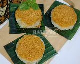 Foto langkah ke 5 dari resep Ketan Serundeng Kelapa.