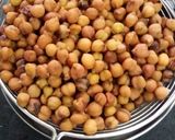 चना जोर गरम (Chana Chur Recipe in Marathi) रेसिपी स्टेप 3 फोटो 