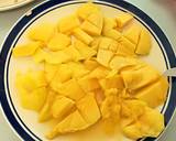 Foto del paso 6 de la receta Ensalada de bogavante y mango con crema de aguacate