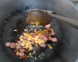Foto langkah ke 4 dari resep Nasi goreng kecap.