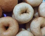 Foto langkah ke 6 dari resep DoPuTe (Donat Putih Telur).