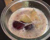 Une image de l'étape 3 de Clafoutis aux prunes sans lait et au sirop d’agave 🌺.