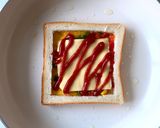 A picture of step 7 of Pocket pizza toast.