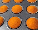 A picture of step 4 of Passion Flavored Cupcakes.