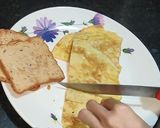 A picture of step 6 of Omelette sandwich.