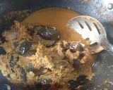 A picture of step 4 of Badanekayi Yennegayi stuffed brinjal curry.