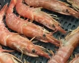 Foto del paso 3 de la receta: Gambones en airFryer, sin humos!