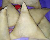 A picture of step 5 of Samosa.