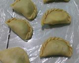 Foto langkah ke 3 dari resep Pastel isi kentang wortel.