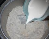 Foto langkah ke 2 dari resep Eggless Roti Tape ~ Roti Sobek Tape TANPA ULEN.