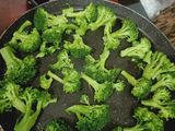 Mushroom broccoli salad