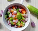 Foto langkah ke 4 dari resep Acar Wortel Mentimun Mentah.