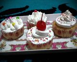 Foto langkah ke 5 dari resep Vanilla Cupcake.