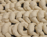 Foto del paso 15 de la receta: Medialunas veganas 🥐🌱