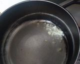 A picture of step 1 of White sauce pasta.