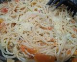 Foto langkah ke 5 dari resep Classic Tomatoes Spaghetti.