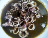 Foto langkah ke 2 dari resep Cumi Hitam Lada Bawang Putih cuma 3 bahan utama tp enak bgt 😍.