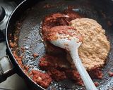 A picture of step 8 of Nagpuri Spicy sawji masala egg curry.