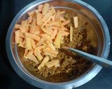 A picture of step 2 of Red Carrot Pickle.