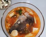 Foto langkah ke 4 dari resep Tom Yam Kepala Salmon.