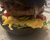 Foto del paso 7 de la receta: Hamburguesa de Pasas y Piñones con Salsa Roquefort y Pan Negro …
