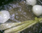 A picture of step 1 of Bún Bò Huế.