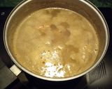 Foto del paso 5 de la receta: Filetes de merluza con gambones en salsa marinera