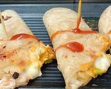 पनीर काठी रोल्स (paneer kathi rolls recipe in Hindi) रेसिपी चरण 9 फोटो