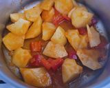 Foto del paso 2 de la receta: Patatas guisadas con merluza, en un plis plas