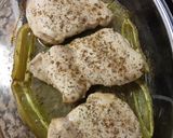 Foto del paso 2 de la receta: Contrasmuslo de pollo deshuesado al horno con verduras