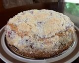 Foto langkah ke 9 dari resep Strawberry Crumble Cake.