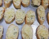 A picture of step 6 of Cheesy Garlic Bread.