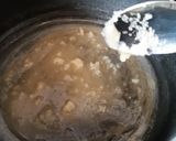 A picture of step 2 of Caramel bowl for desserts.